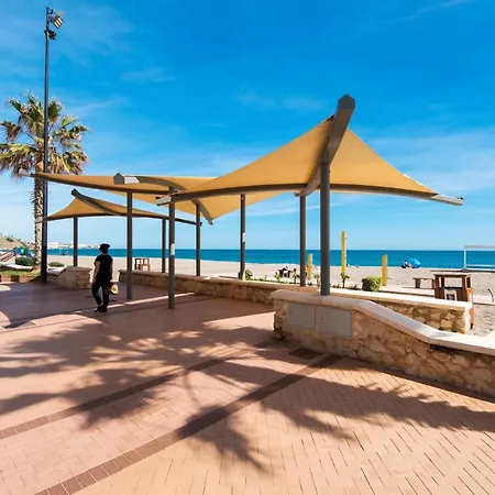 Boliches 2nd Line Apartment *